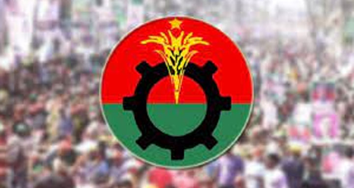 আসন্ন দ্বাদশ জাতীয় সংসদ নির্বাচনে ভোট বর্জনের আহ্বান জানিয়ে আগামী ৬ ও ৭ জানুয়ারি দেশব্যাপী সর্বাত্মক হরতাল কর্মসূচি ঘোষণা করেছে বিএনপি।  বৃহস্পতিবার (৪ জানুয়ারি) ভার্চুয়াল সংবাদ সম্মেলনে এই কর্মসূচি ঘোষণা করেন দলটির সিনিয়র যুগ্ম মহাসচিব রুহুল কবির রিজভী।