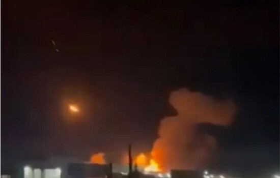 সিরিয়া-ইরাকে কমপক্ষে ৮৫ টার্গেটে যুক্তরাষ্ট্রের হামলা, নিহত ১৮