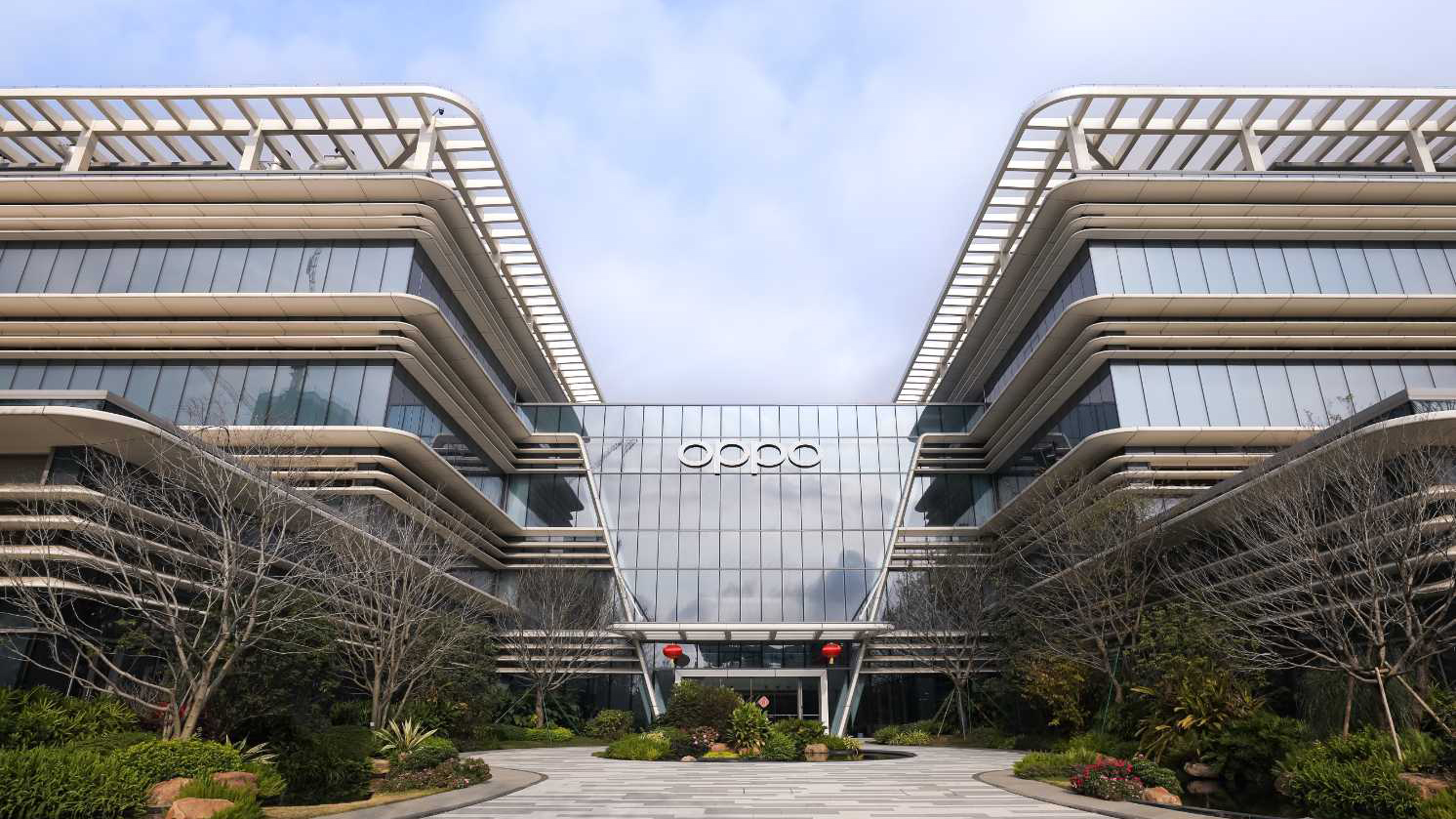 এআই সেন্টার প্রতিষ্ঠা করেছে অপো