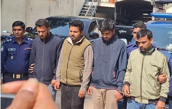 জাবিতে গৃহবধূ ধর্ষণের অভিযোগে ছাত্রলীগ নেতাসহ আটক ৪