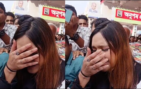 বইমেলায় এসে কান্নায় ভেঙে পড়লেন মুশতাকের স্ত্রী তিশা