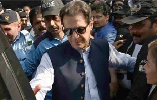 প্রেসিডেন্ট ক্ষমা করলেও তা গ্রহণ করবেন না ইমরান খান