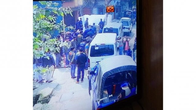 যশোরের জনপ্রতিনিধিদের বাড়িতে পুলিশের অভিযান