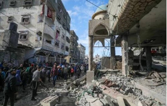 গাজায় নিরাপদ আশ্রয় ও মসজিদে হামলা চালাল ইসরায়েল, নিহত ৩০