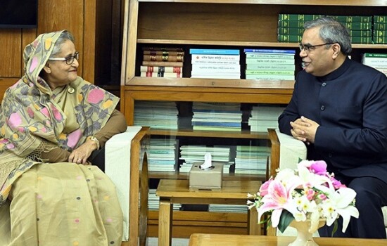 দেশের মানুষ এখন গণতন্ত্র উপভোগ করছে: প্রধানমন্ত্রী