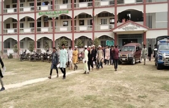 প্রক্সিকাণ্ডে ৫৯ পরীক্ষার্থী বহিষ্কার, প্রতিষ্ঠান প্রধানদের নামে মামলার নির্দেশ