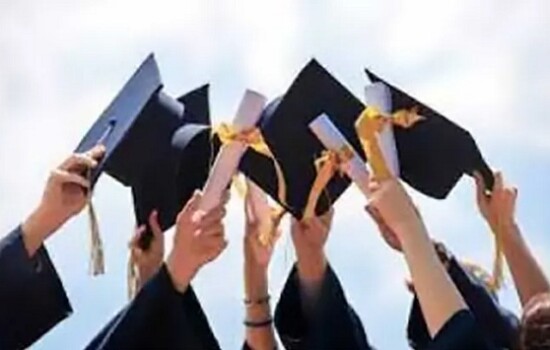 শর্ত শিথিল: বাংলাদেশের ৯ বিশ্ববিদ্যালয়ের শিক্ষার্থীদের যুক্তরাষ্ট্রে উচ্চশিক্ষার সুযোগ