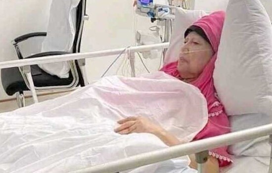 হাসপাতালে ভর্তি খালেদা জিয়া