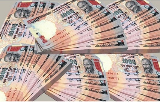 সর্বকালের সর্বনিম্ন দর ভারতীয় রুপির