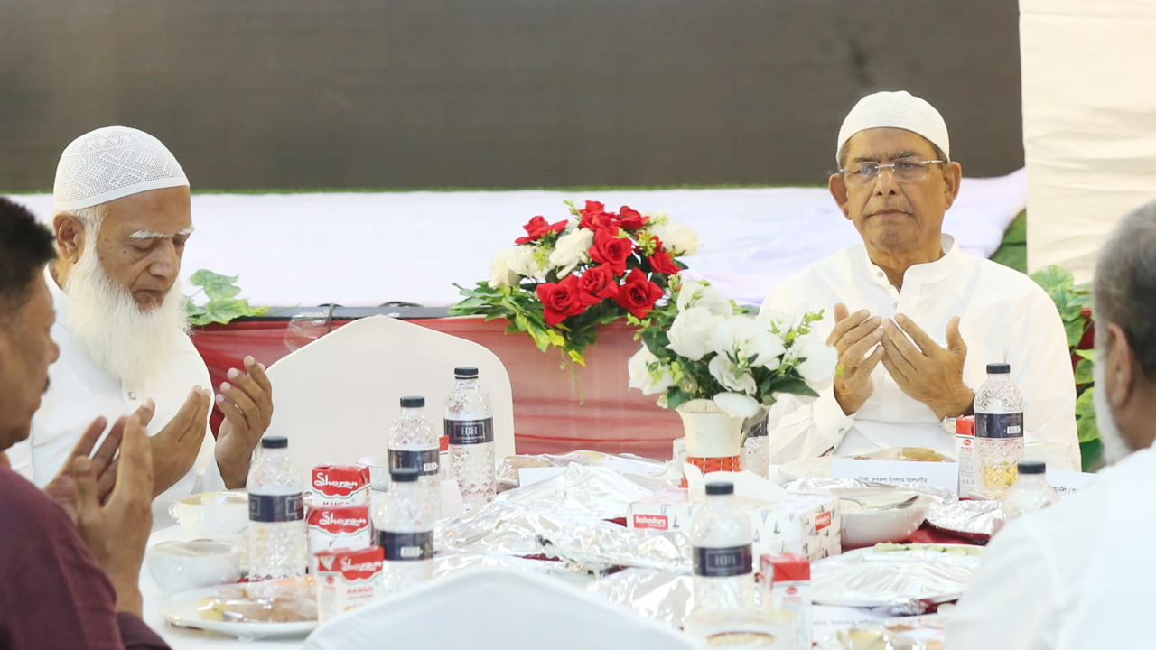 আমরা একটা দুঃসময় অতিক্রম করছি : মির্জা ফখরুল