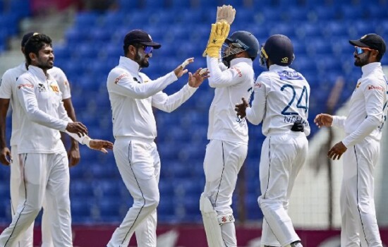 ঘরের মাটিতে শ্রীলংকার কাছে হোয়াইটওয়াশ বাংলাদেশ