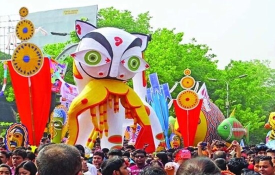 নববর্ষকে বরণ করতে বর্ণিল উৎসবে মাতবে দেশ