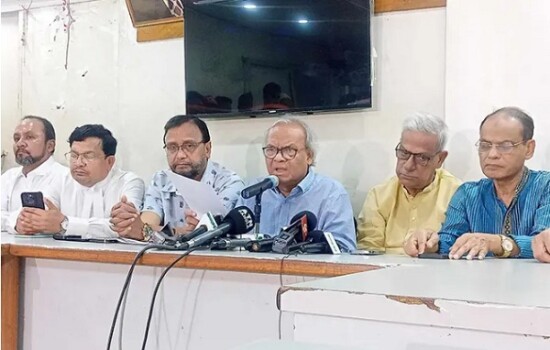 সরকারের নতজানু নীতির কারণে বিএসএফ আশকারা পাচ্ছে: রিজভী