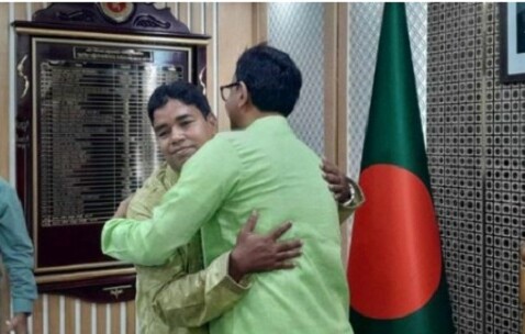 ঈদের পর প্রথম কর্মদিবসে সচিবালয়ে শুভেচ্ছা বিনিময়