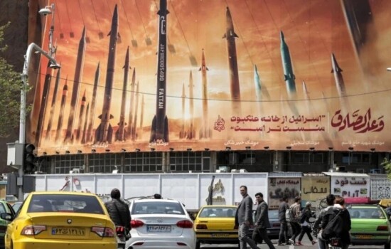 ইরান একা নয় , পেছনে রয়েছে রাশিয়া ও চীন!