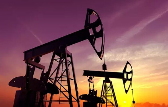 ইরানি প্রেসিডেন্টের মৃত্যু ও সৌদি বাদশার অসুস্থতায় বেড়েছে তেলের দাম