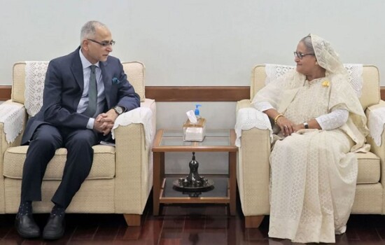 গণভবনে প্রধানমন্ত্রীর ও ভারতের পররাষ্ট্র সচিবের বৈঠক