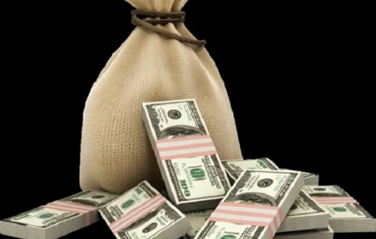 রিজার্ভ নিয়ে তিন হিসাব, চাপ বাড়ছে