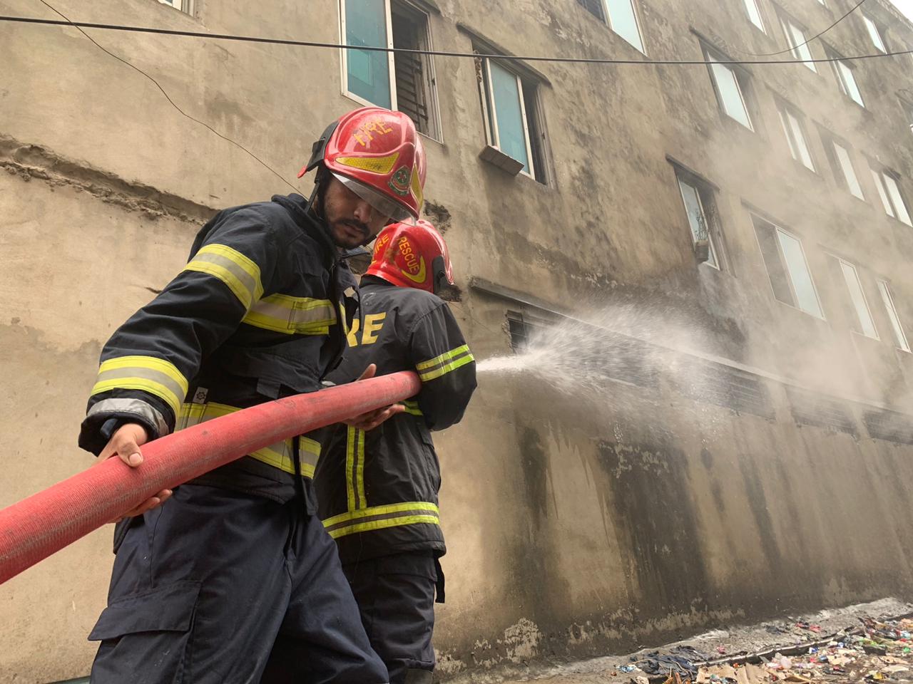 যাত্রাবাড়ী মিউচুয়াল ট্রাস্ট ব্যাংকে আগুন