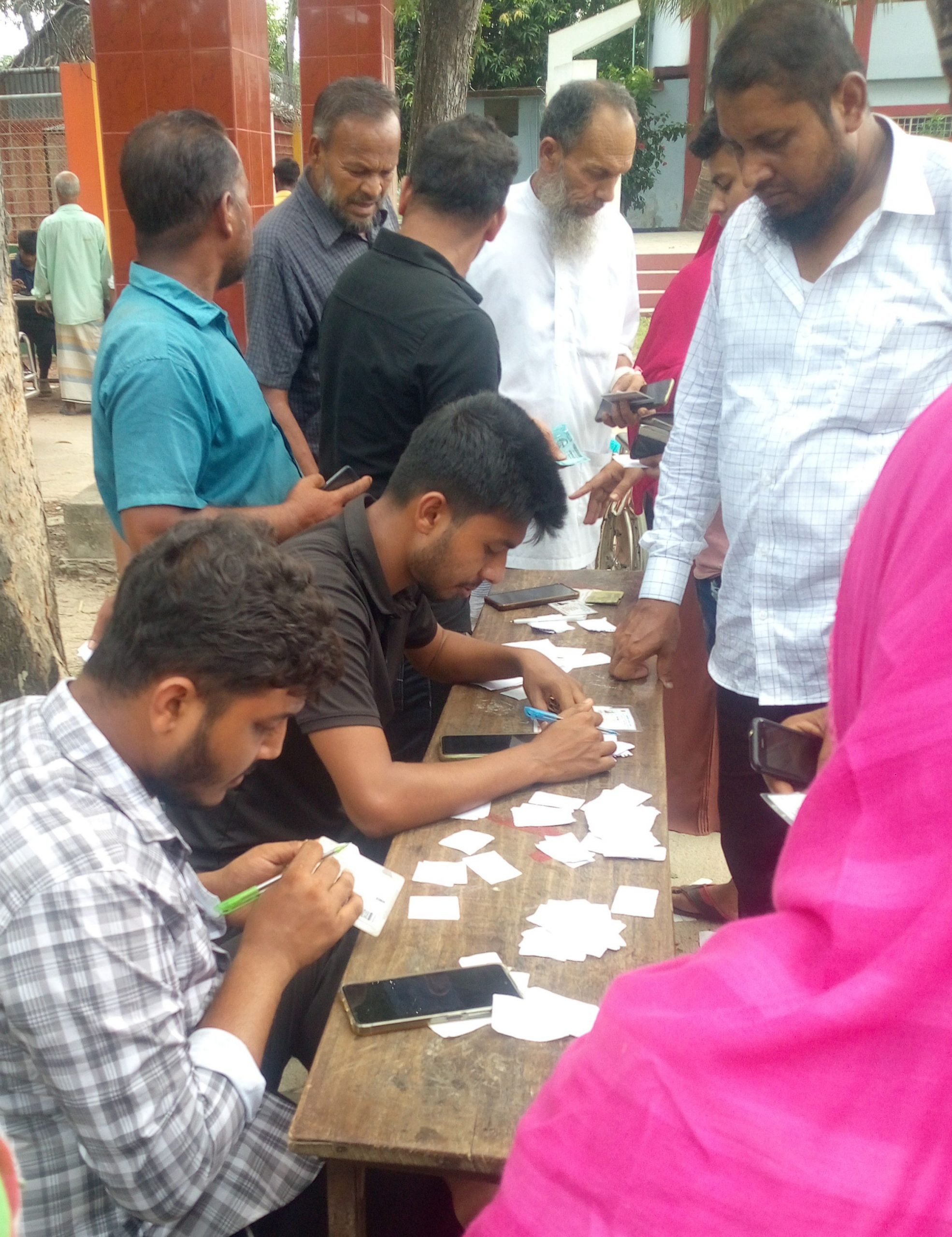 স্মার্ট কার্ড টোকেন নামে চাদাবাজি