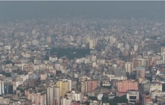বায়ু দূষণে শীর্ষে ঢাকা