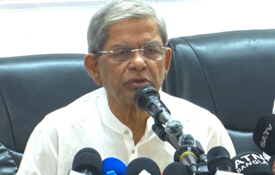 এই সরকার পুরোপুরি নতজানু : মির্জা ফখরুল