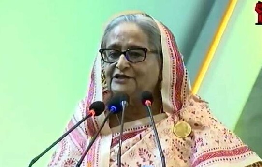 বিলাসিতা কমিয়ে শ্রমিকদের দিকে নজর দিন, মালিকদের উদ্দেশে প্রধানমন্ত্রী