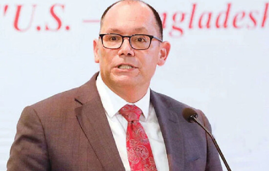 যুক্তরাষ্ট্রের ‘নীতি’ পরিবর্তন ইস্যুতে পিটার হাসের পদত্যাগ