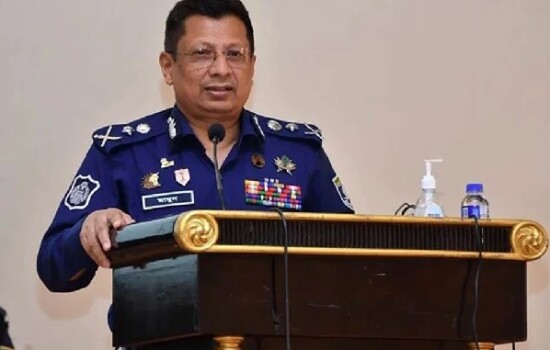 দুর্নীতিগ্রস্তদের দেশত্যাগে নিষেধাজ্ঞার নির্দেশ পেলে ব্যবস্থা: আইজিপি