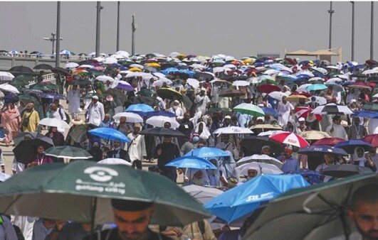 এবার হজে মৃত্যু ছাড়িয়েছে ১৩০০, বাংলাদেশি কতজন