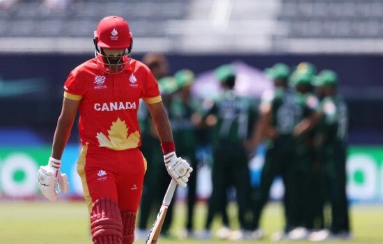 কানাডাকে ১০৬ রানে গুড়িয়ে দিল পাকিস্তান