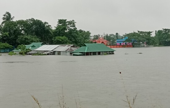 সিলেট-সুনামগঞ্জে বন্যার অবনতি, পানিবন্দি ৬০ লাখ মানুষ