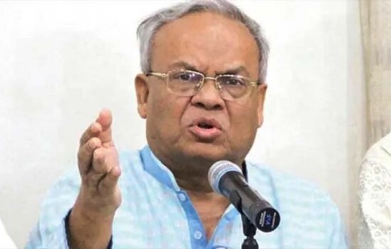 ক্ষমতায় টিকে থাকতে সরকার স্বাধীনতা-সার্বভৌমত্ব বেচতে শুরু করেছে: রিজভী