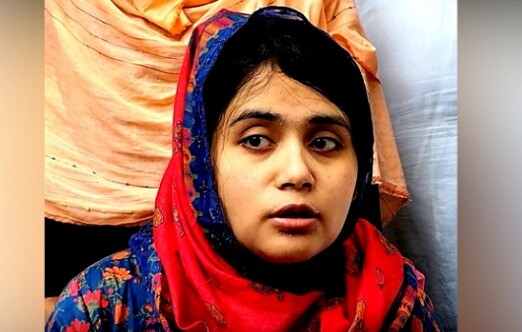 ডিবির সংকেতের অপেক্ষায় এমপি আনারকন্যা ডরিন