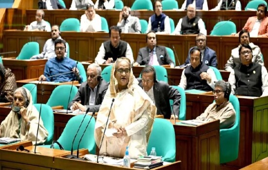 রাশিয়া-চীন-ভারতসহ উন্নত দেশ থেকে সমরাস্ত্র কেনা হচ্ছে: প্রধানমন্ত্রী