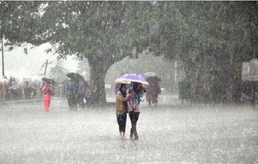 সারা দেশে বৃষ্টি বেড়েছে, থাকতে পারে আরও ৪ দিন