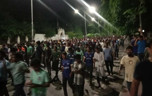 হলে ফিরলেন ঢাবিতে কোটা বিরোধী বিক্ষোভকারীরা