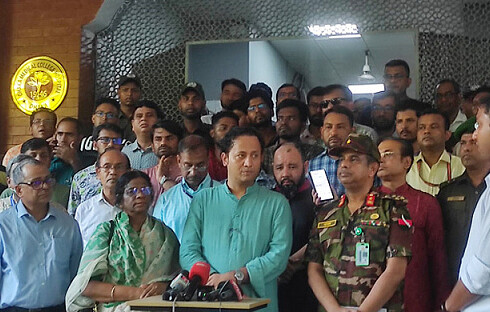 মুখোশ পরে শিক্ষার্থীদের ওপর হামলা করে দুষ্কৃতকারীরা: শিক্ষামন্ত্রী