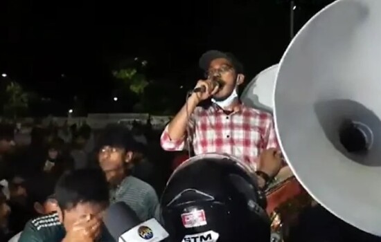 কোটাবিরোধী আন্দোলন: পবিত্র আশুরার কারণে বুধবার কর্মসূচি থাকছে না