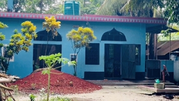 সুদ-ঘুষের বিরুদ্ধে বয়ান, ইমামের চাকরি নেই , ৪ পরিবার সমাজচ্যুত