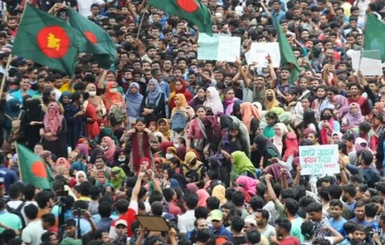 সর্বাত্মক অবস্থান’ কর্মসূচি বৈষম্যবিরোধী ছাত্র আন্দোলনের