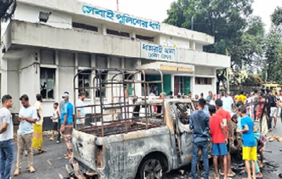 থানা আক্রমণ, সারা দেশে গুলিতে নিহত ৯৭ জন