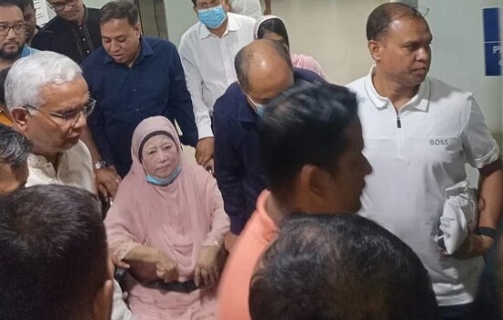 খালেদা জিয়া হাসপাতাল থেকে বাসায়, শিগগির যাবেন যুক্তরাজ্যে