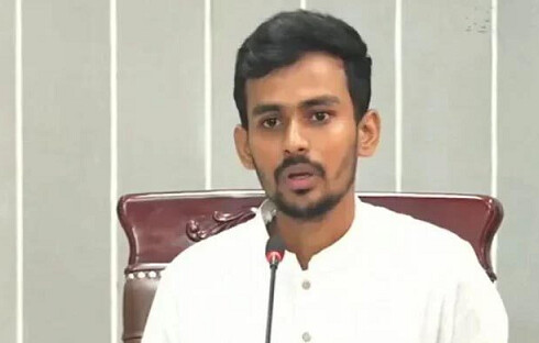 চাঁদাবাজি-দখলদারত্বের রাজনীতির পরিণতি ভালো হবে না: উপদেষ্টা আসিফ