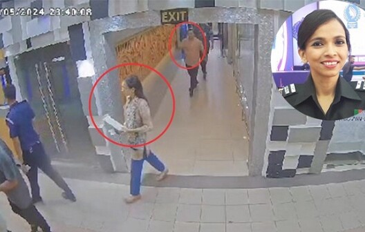 বেনজীরকে দেশ ছাড়তে সহায়তা করা সেই নারী পুলিশসহ ১৪ কর্মকর্তাকে বদলি