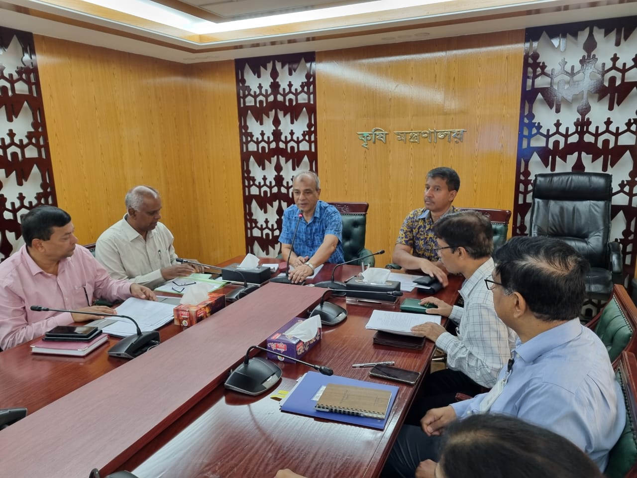 বন্যাদুর্গত এলাকায় ক্ষয়ক্ষতির পরিমাণ দ্রুত নির্ধারণপূর্বক পুনর্বাসনের আহবান কৃষি উপদেষ্টার