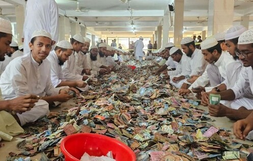 পাগলা মসজিদে এবার মিলেছে রেকর্ড ২৮ বস্তা টাকা, চলছে গণনা