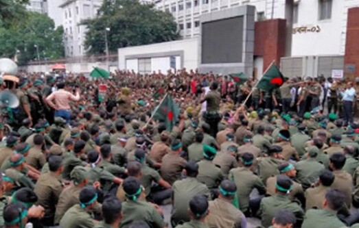 চার হাজার আনসারের বিরুদ্ধে মামলা