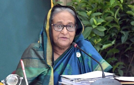 সেনাবাহিনীর যে বার্তায় ‘পালিয়ে যান’ শেখ হাসিনা