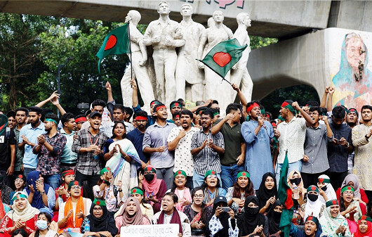 নতুন দল নিয়ে ‘রাজনীতিতে’ আসছেন শিক্ষার্থীরা